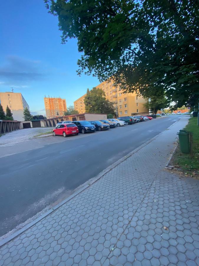 Klidny Byt Na Okraji Trutnova Apartment Bagian luar foto