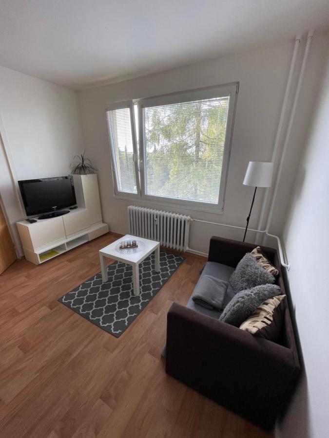 Klidny Byt Na Okraji Trutnova Apartment Bagian luar foto